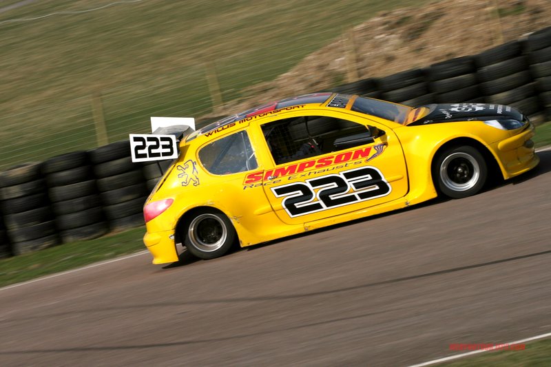 lydden hill track day 21st march 065.jpg ::  if you can see yourself please ask as there are more on file.
