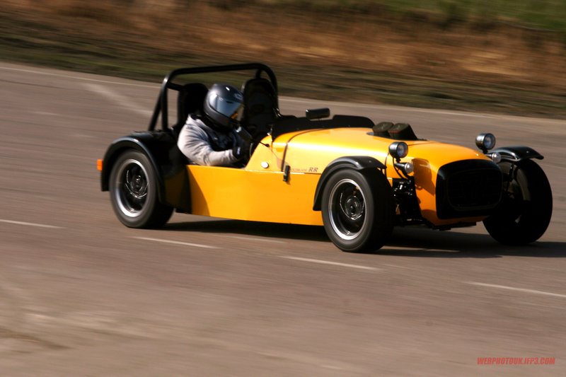 lydden hill track day 21st march 171.jpg ::  if you can see yourself please ask as there are more on file.