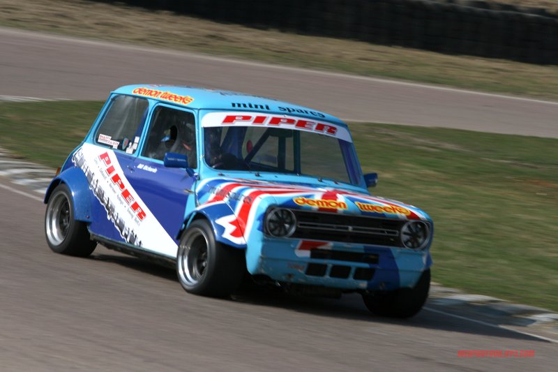 lydden hill track day 21st march 265.jpg ::  if you can see yourself please ask as there are more on file.