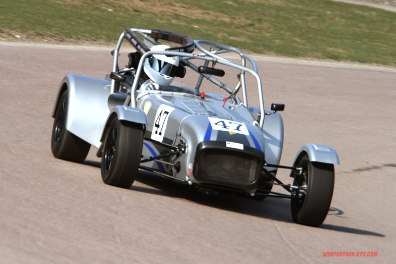 lydden hill track day 21st march 385.jpg ::  if you can see yourself please ask as there are more on file.