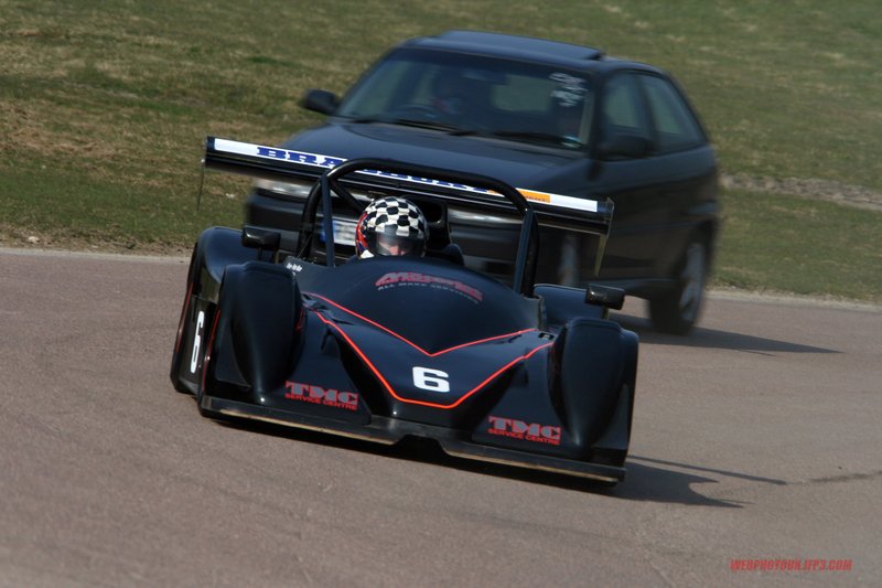 lydden hill track day 21st march 394.jpg ::  if you can see yourself please ask as there are more on file.