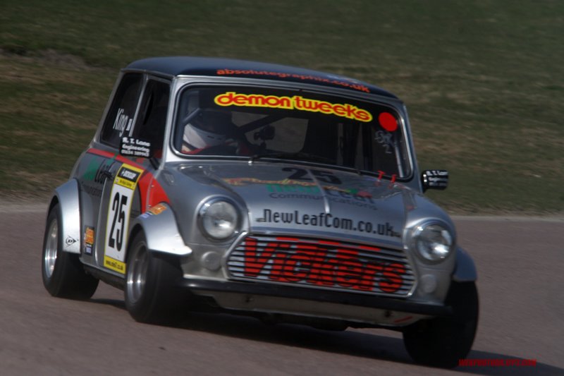lydden hill track day 21st march 405.jpg ::  if you can see yourself please ask as there are more on file.