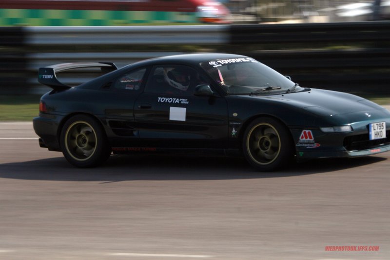 lydden hill track day 21st march 475.jpg ::  if you can see yourself please ask as there are more on file.