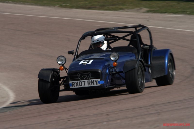 lydden hill track day 21st march 634.jpg ::  if you can see yourself please ask as there are more on file.