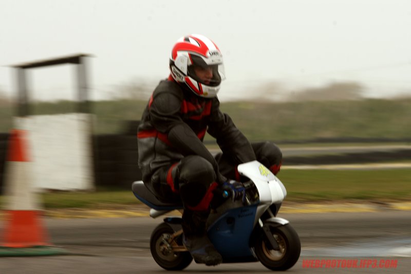 minimoto 4th april 332.jpg ::  if you can see yourself please ask as there are more on file.