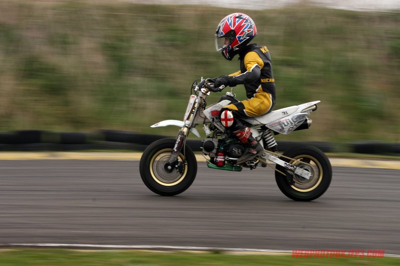 minimoto 4th april 387.jpg ::  if you can see yourself please ask as there are more on file.