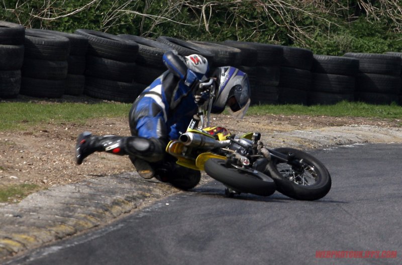 minimoto sun april 5th 598.jpg ::  if you can see yourself please ask as there are more on file.