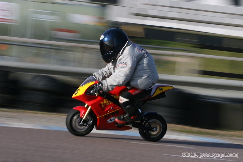 minimoto track day 31st jan 017.jpg ::  if you can see yourself please ask as there are more on file.