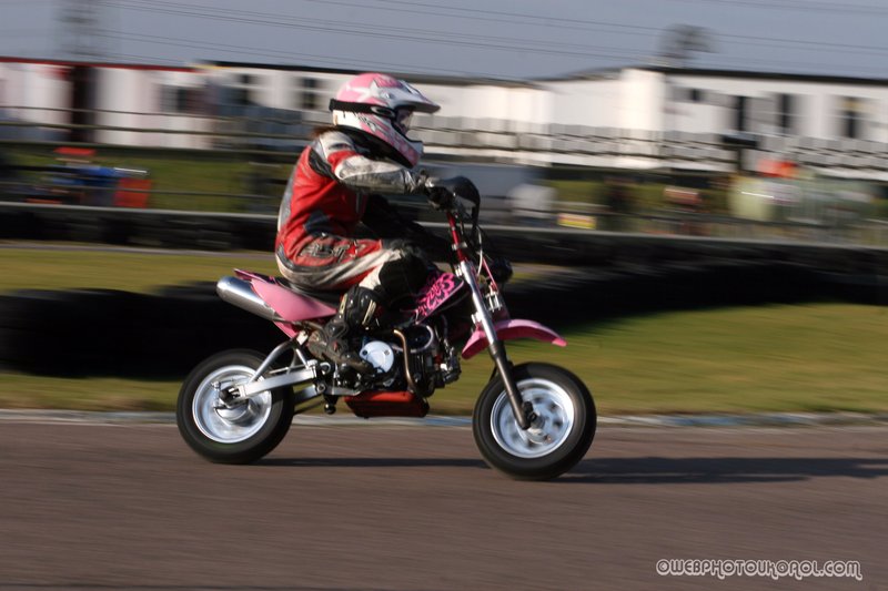minimoto track day 31st jan 060.jpg ::  if you can see yourself please ask as there are more on file.