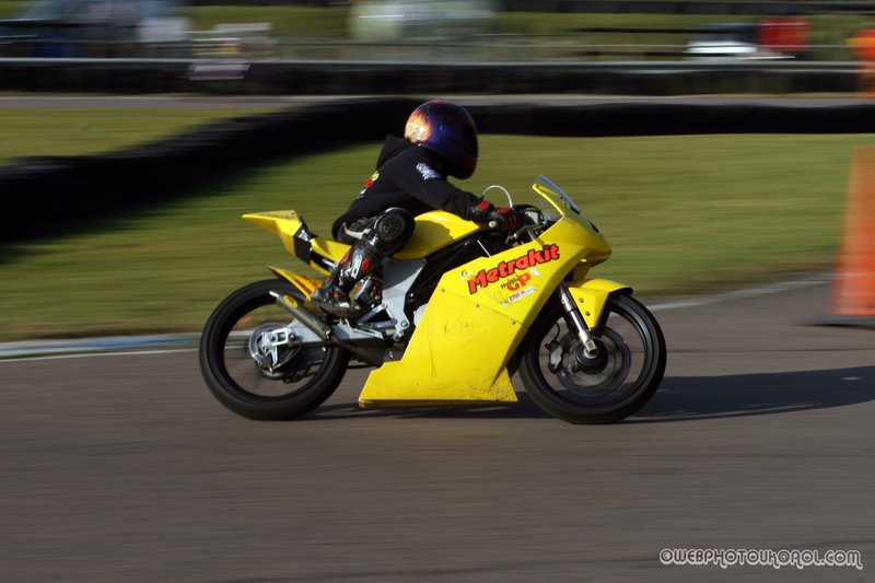 minimoto track day 31st jan 067.jpg ::  if you can see yourself please ask as there are more on file.