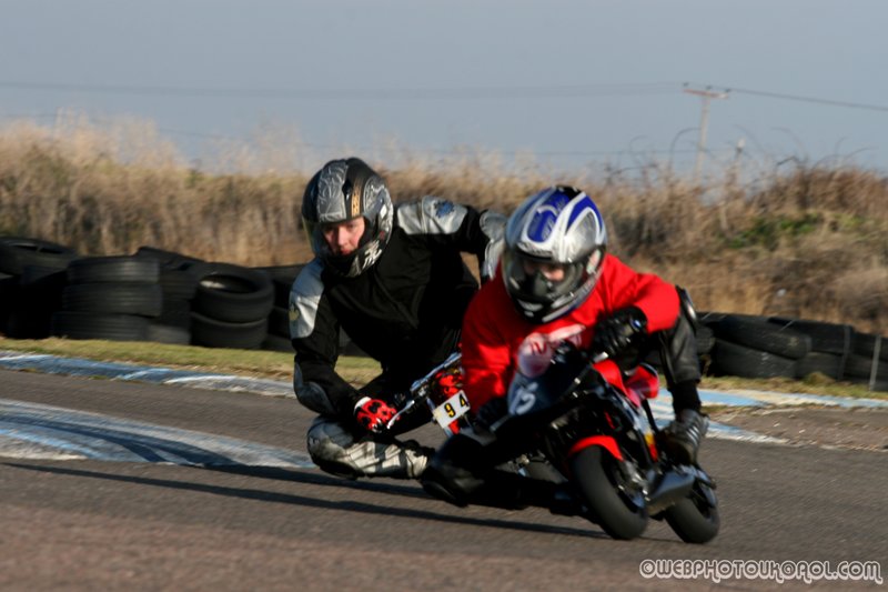 minimoto track day 31st jan 156.jpg ::  if you can see yourself please ask as there are more on file.