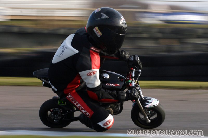 minimoto track day 31st jan 463.jpg ::  if you can see yourself please ask as there are more on file.