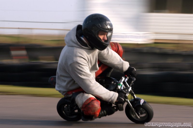 minimoto track day 31st jan 474.jpg ::  if you can see yourself please ask as there are more on file.