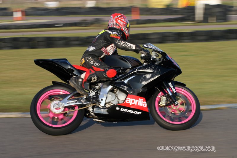 minimoto track day 31st jan 625.jpg ::  if you can see yourself please ask as there are more on file.