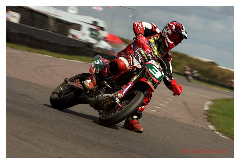 nora sport supermoto 25th july 150.jpg