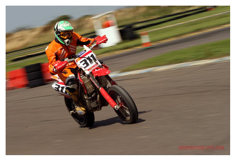 nora sport supermoto 25th july 564.jpg