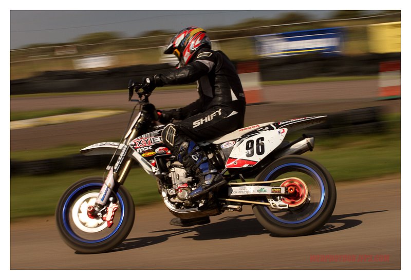 nora sport supermoto 25th july 863.jpg