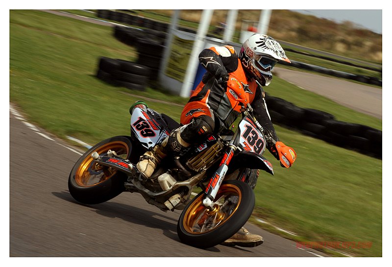 norasport supermoto 26th july 180.jpg