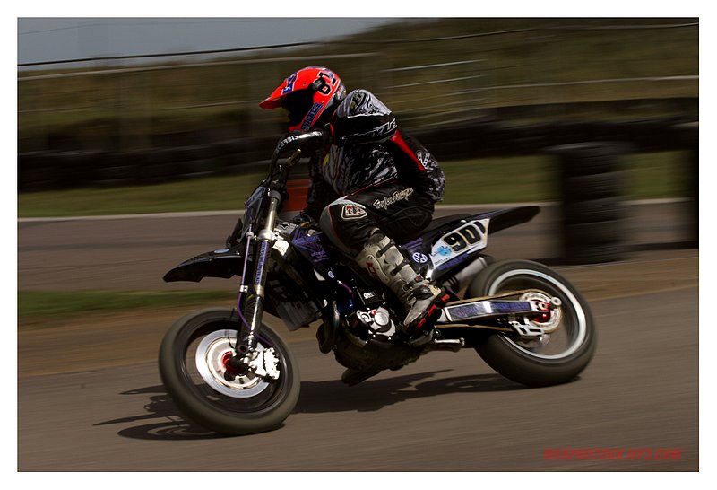 norasport supermoto 26th july 460.jpg