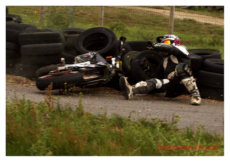 norasport supermoto 26th july 899.jpg