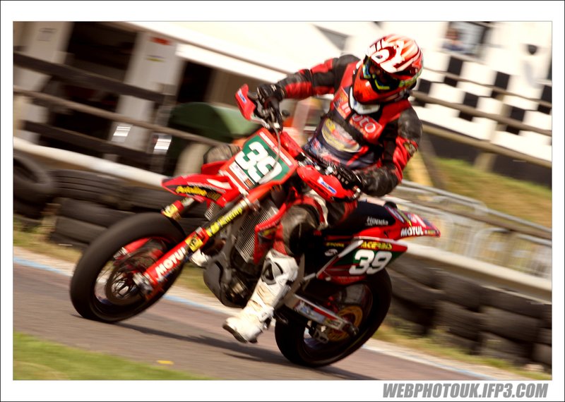 supermoto 21st august 001.jpg