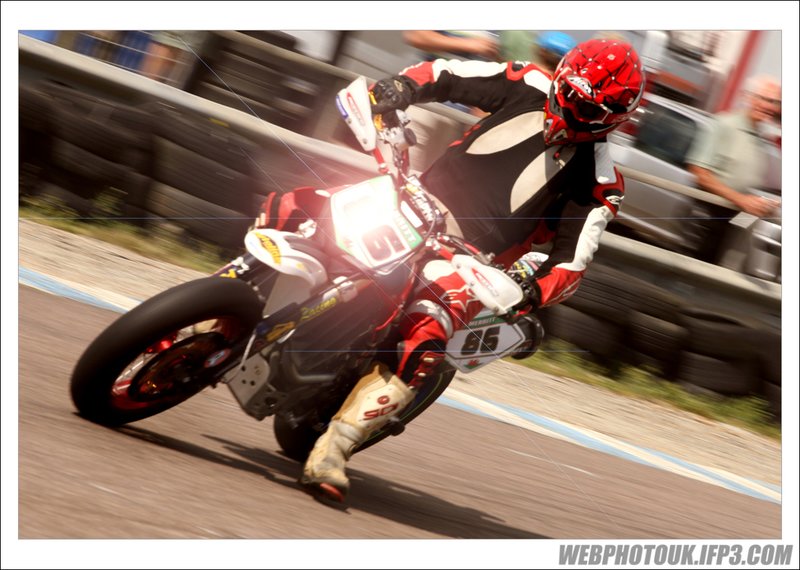 supermoto 21st august 140.jpg