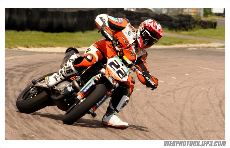 supermoto 21st august 175.jpg