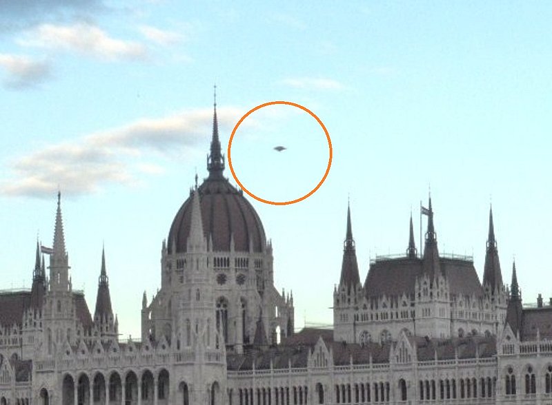 1-7-12 BUDAPEST HUNGARY--MUFON 34808--PIC 2.jpg :: 4