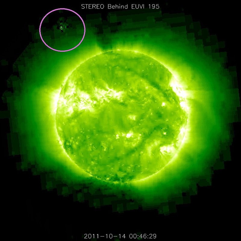 10-14-11    00.46 ZULU    LOW DEFINITION IMAGE OF SUN AND UFO BY NASA--KEN PFEIFER.jpg :: YY