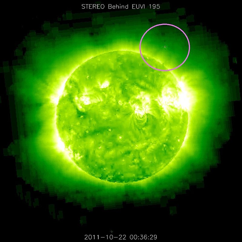 10-22-11    00.36 ZULU    LOW DEFINITION IMAGE OF SUN AND UFO BY NASA--KEN PFEIFER.jpg :: YY