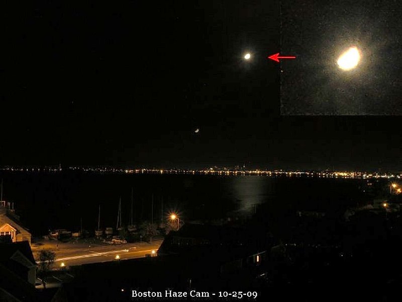 10-25-09 BOSTON HAZE CAMERA--UFO CASE BOOK--nc.jpg :: 6