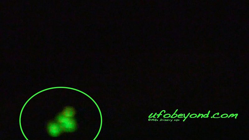 12-1-11 MANHATTAN AREA OF NEW YORK CITY--MIKE IRIZARRY PHOTOGRAPHER AND RESEARCHER--PIC 2.jpg :: 4