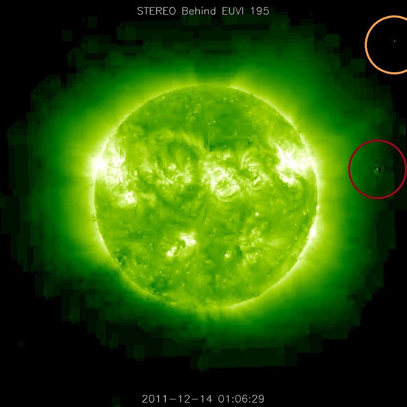 12-14-11    1.06 ZULU    LOW DEFINITION IMAGE OF SUN AND UFO--KEN PFEIFER.jpg :: 4