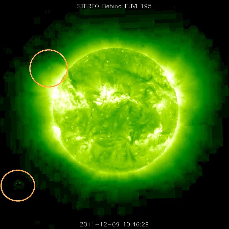 12-9-11    10.46 ZULU    LOW DEFINITION IMAGE OF SUN AND UFO--KEN PFEIFER.jpg :: XX