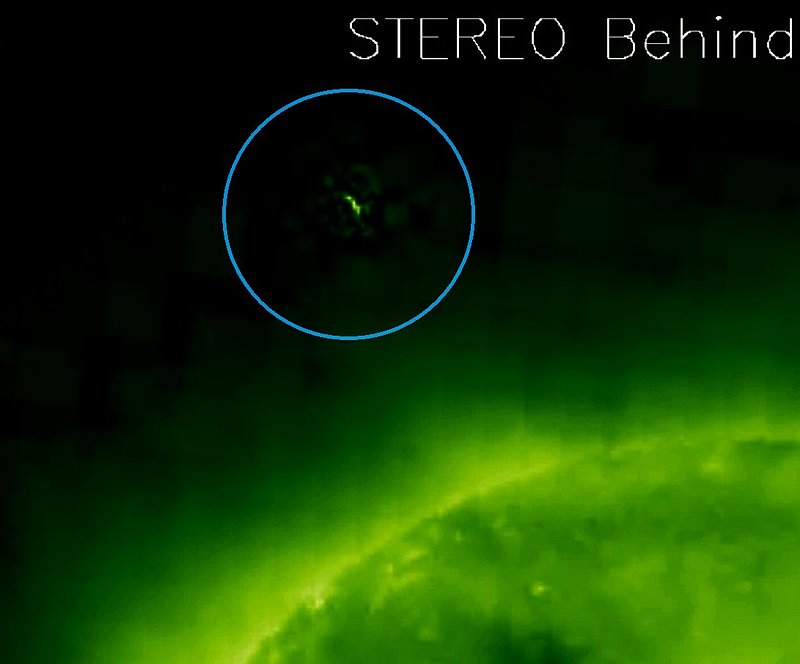 2-12-11     6.36 ZULU     STEREO SATELLITE IMAGE OF SUN AND UFO--KEN PFEIFER--NASA COPYRIGHT.jpg :: 211