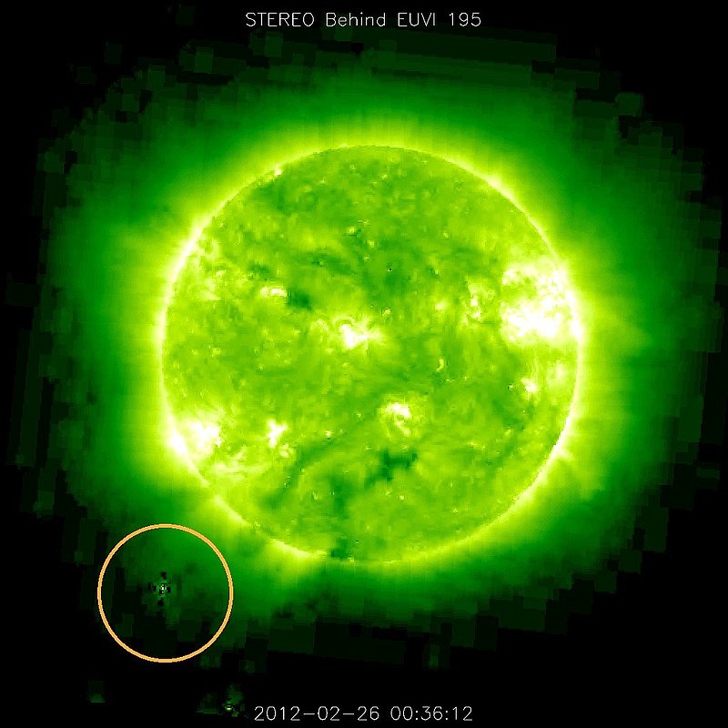 2-26-12    00.36 ZULU    LOW DEFINITION IMAGE OF SUN AND UFO BY NASA--KEN PFEIFER.jpg :: 5