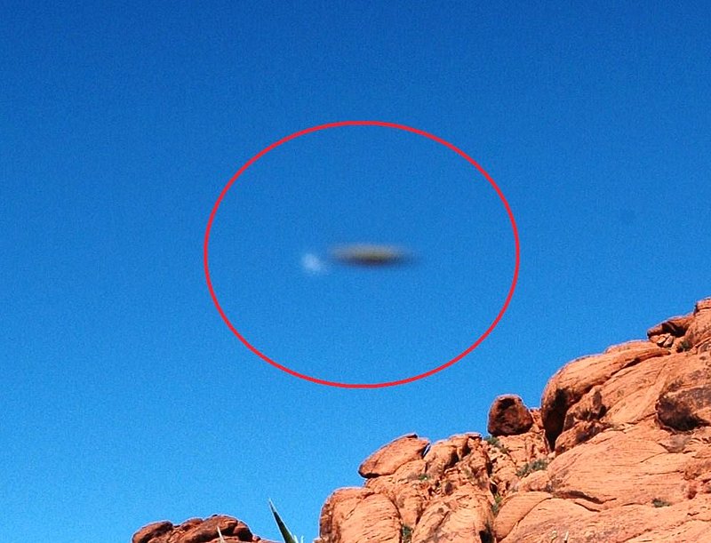 3-15-05 LAS VEGAS NEVADA--MUFON 4860 CROPPED.jpg :: ZZ