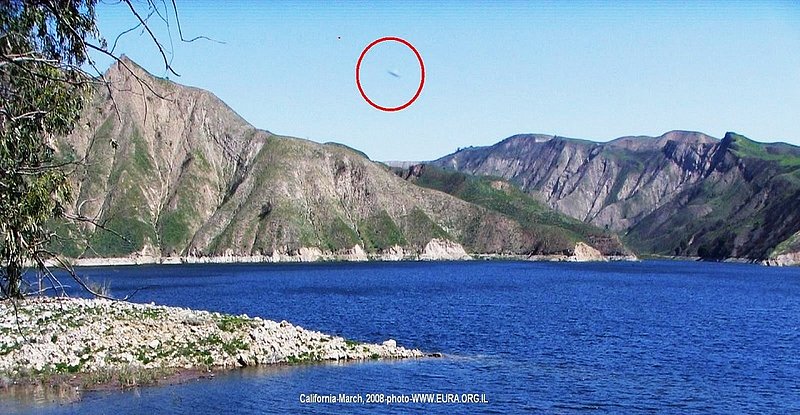 3-16-08 LAKE PIRU--VENTURA COUNTY--PIRU  CALIFORNIA--EURA.ORG.IL--UFO CASE BOOK.jpg :: ZZ