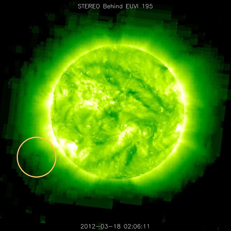 3-18-12    2.06 ZULU    LOW DEFINITION IMAGE OF SUN AND UFO BY NASA--KEN PFEIFER.jpg :: 5