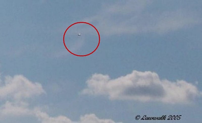 3-20-05 KAUFMAN TEXAS--UFO CASE BOOK--COPYRIGHT ON PHOTO.jpg :: YY