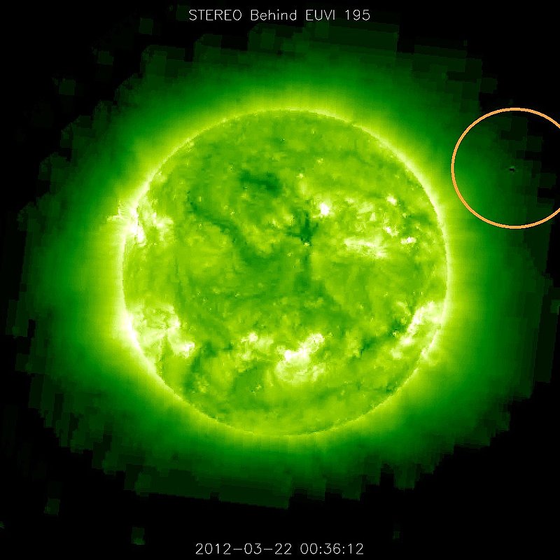 3-22-12    00.36 ZULU    LOW DEFINITION IMAGES OF SUN AND UFO BY NASA--KEN PFEIFER.jpg :: 5
