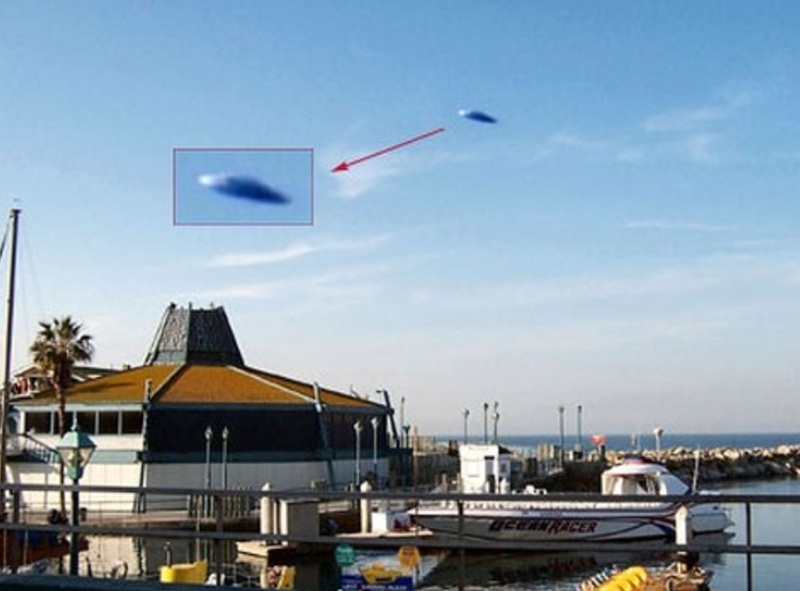 3-31-07 REDONDO BEACH CALIFORNIA--UFO EVIDENCE.jpg