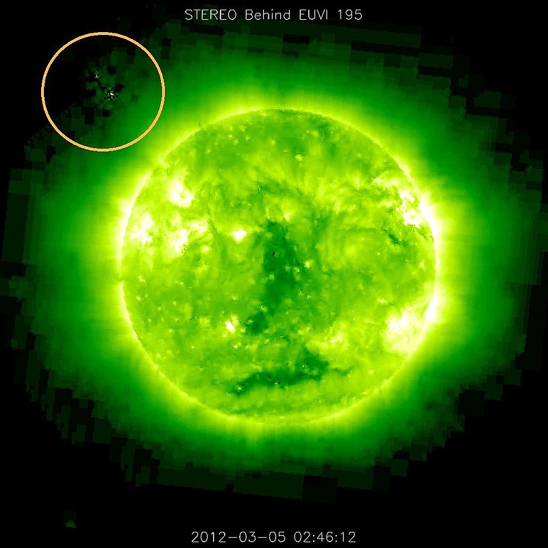 3-5-12    2.46 ZULU   LOW DEFINITION IMAGE OF SUN AND UFO--KEN PFEIFER.jpg :: 5