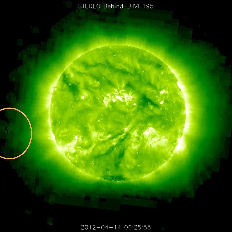 4-14-12    6.25 ZULU    LOW DEFINITION IMAGE OF SUN AND UFO--KEN PFEIFER.jpg :: 6