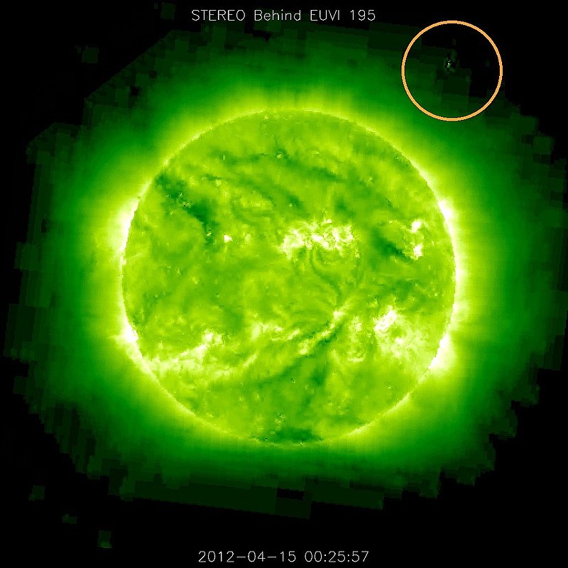 4-15-12    00.25 ZULU    LOW DEFINITION IMAGE OF SUN AND UFO BY NASA--KEN PFEIFER.jpg :: 6