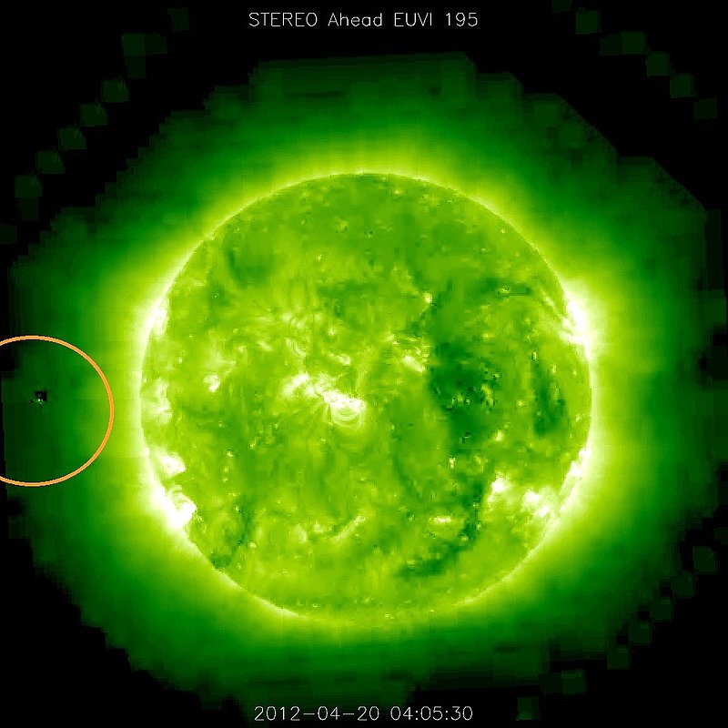 4-20-12    4.05 ZULU   LOW DEFINITION IMAGE OF SUN AND UFO BY NASA--KEN PFEIFER.jpg :: 6