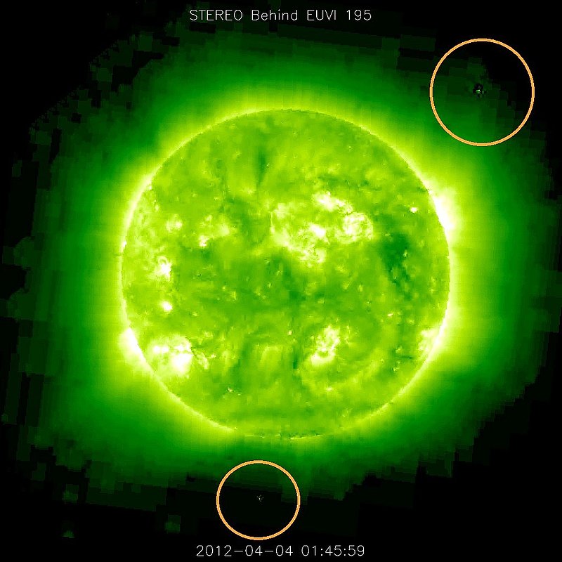 4-4-12    1.45 ZULU    LOW DEFINITION IMAGE OF SUN AND UFO--KEN PFEIFER.jpg :: 6