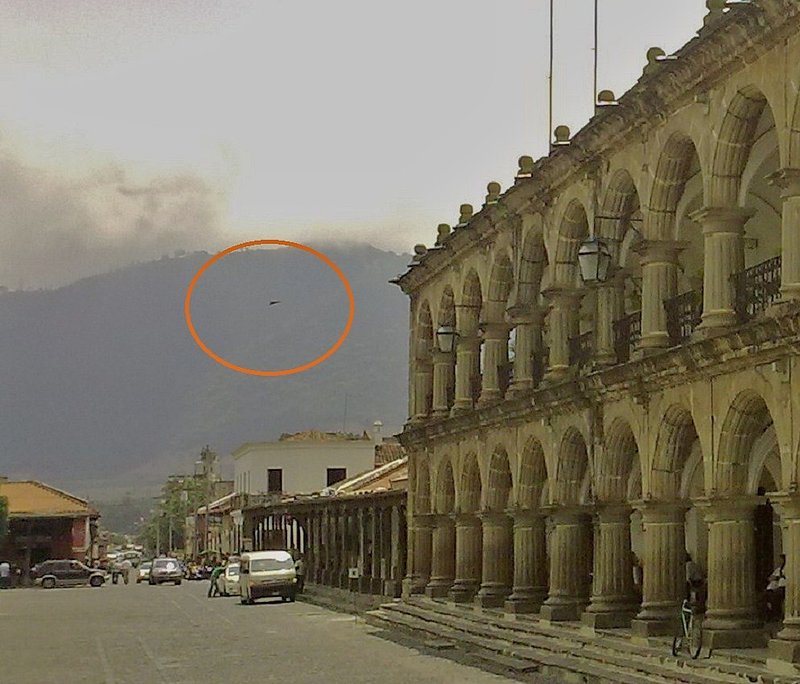 5-19-10 LA AUTIQUA GUATEMALA--MUFON 35523.jpg :: 5