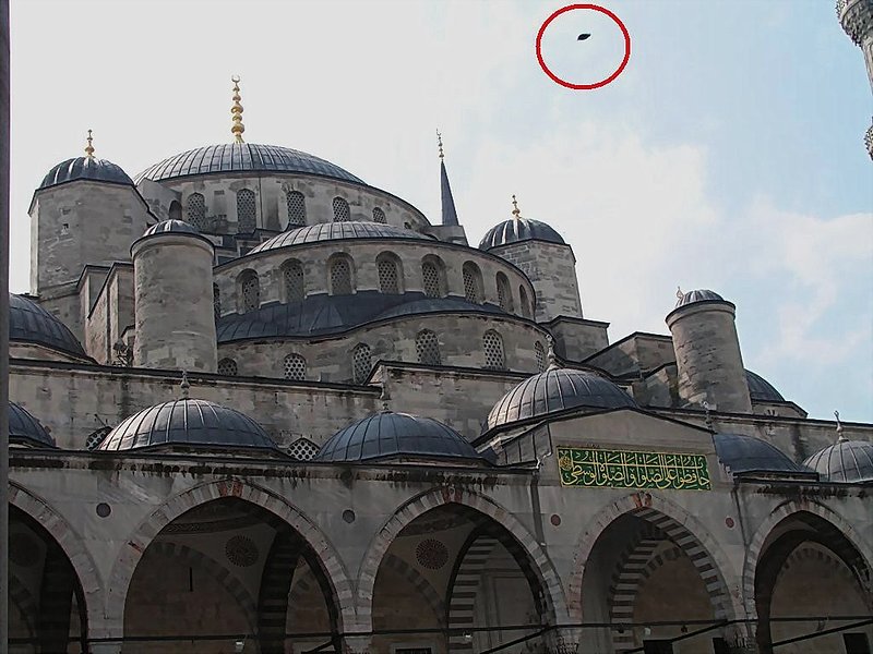 5-24-09 ISTANBUL EMINONU TURKEY--ORION UFO RESEARCH CENTER--KUZEY ATACAN FACEBOOK.jpg :: XX