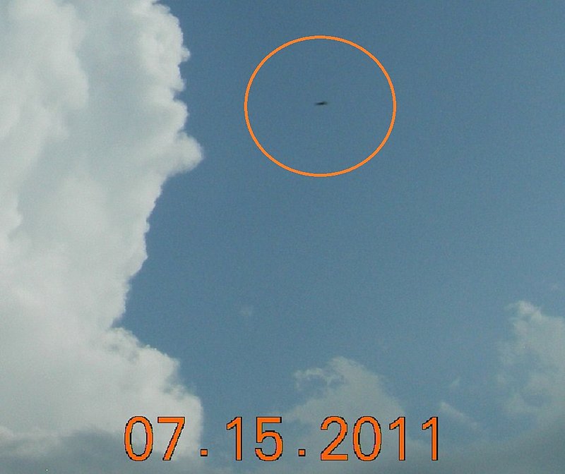 7-15-11 KENESAW NEBRASKA--MUFON 30297--PIC 11.jpg :: 711
